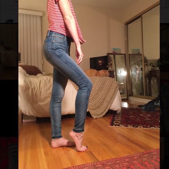 NEW Madewell 9” High Rise Skinny Jeans - Picture 5 of 6